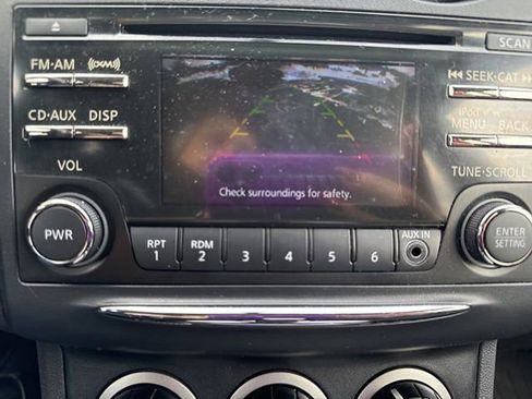 Used 2013 Nissan Rogue SV image 18