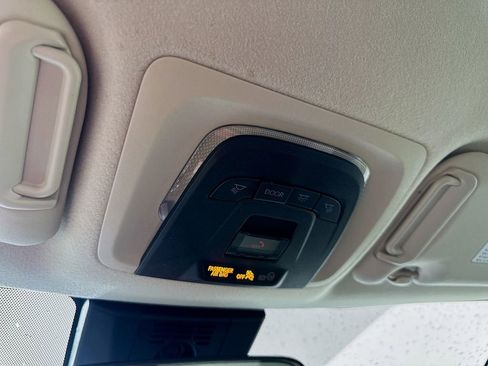 Used 2023 Toyota Corolla LE image 32