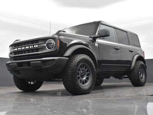 New 2025 Ford Bronco Big Bend image 15
