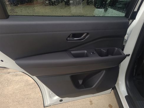 New 2025 Nissan Pathfinder Rock Creek image 12