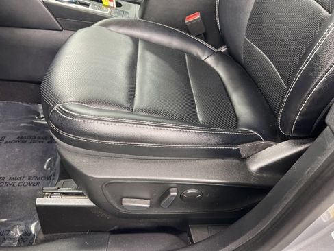 Used 2022 Ford Escape SEL image 14