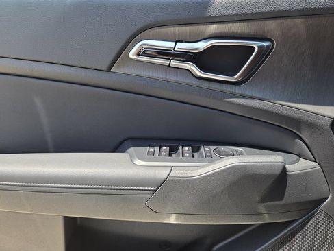 New 2026 Kia Sportage X-Line AWD/4WD image 16