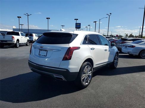 Used 2025 Cadillac XT5 Premium Luxury image 3