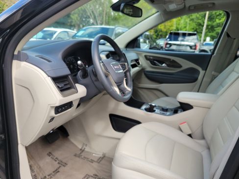 Used 2023 GMC Terrain Denali image 16