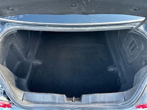 Used 2021 Chevrolet Camaro LT w/ Technology Package image 27