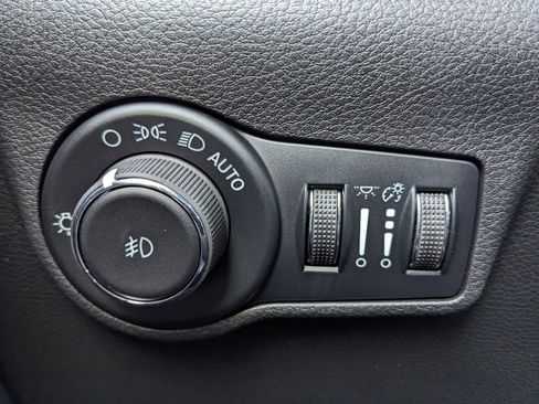 New 2026 Jeep Compass Latitude image 45