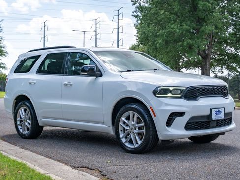 Used 2024 Dodge Durango GT AWD/4WD image 4