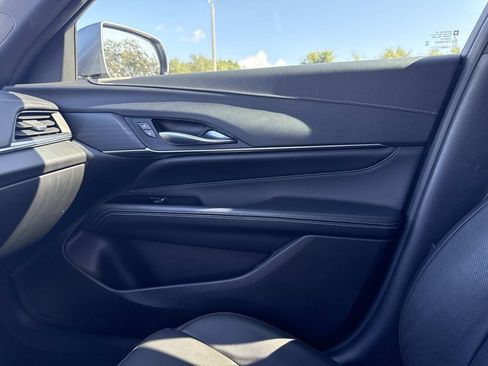 Used 2021 Cadillac CT4 Premium Luxury RWD image 22