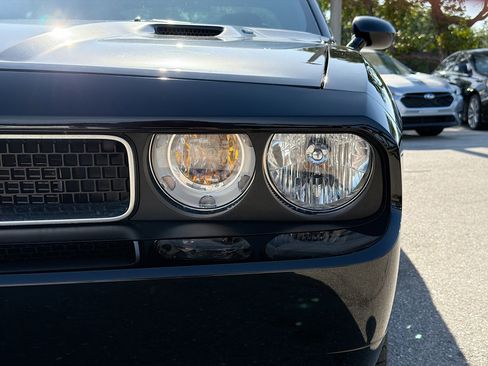 Used 2012 Dodge Challenger R/T image 10