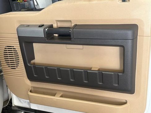 Used 2013 Ford F250 Lariat w/ Lariat Ultimate Pkg image 26