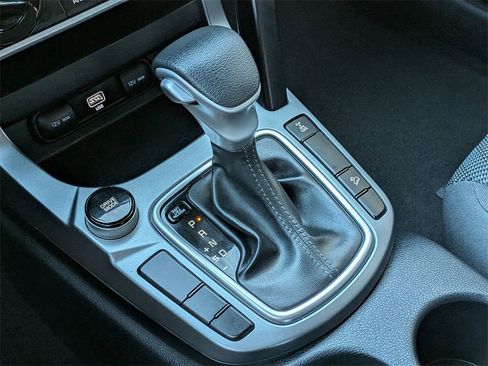 Certified 2023 Kia Seltos LX image 16