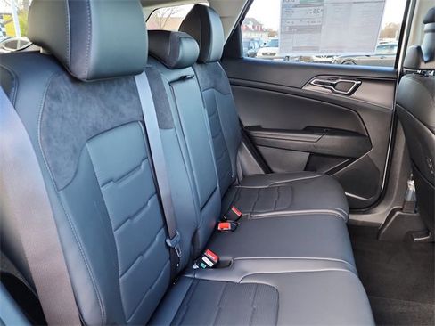 New 2026 Kia Sportage SX image 18