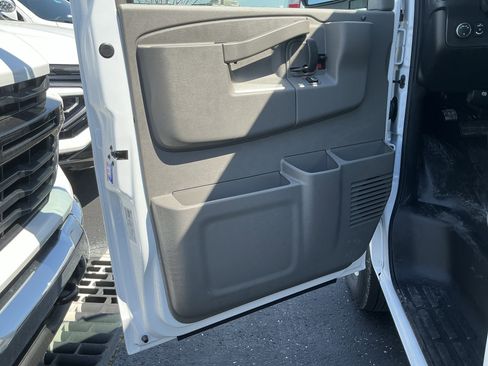 New 2026 Chevrolet Express 2500 w/ Driver Convenience Package RWD image 9