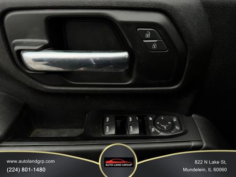 Used 2022 Chevrolet Silverado 2500 Custom w/ Custom Value Package image 24