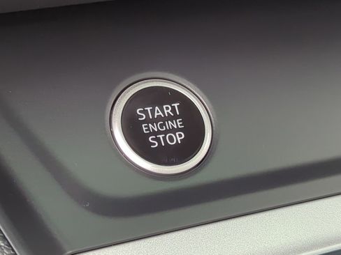 Used 2022 Audi Q3 2.0T Premium w/ Convenience Package image 15