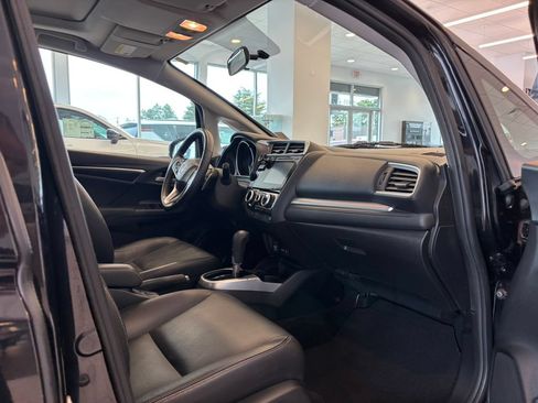Used 2015 Honda Fit EX image 24