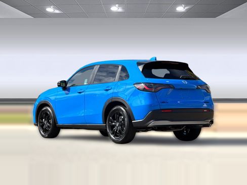 Certified 2026 Honda HR-V Sport image 3
