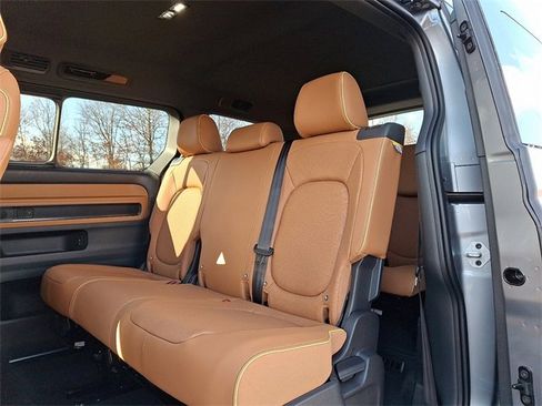 New 2025 Volkswagen ID. Buzz Pro S image 6