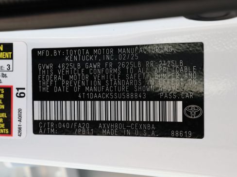 Used 2025 Toyota Camry LE FWD image 33