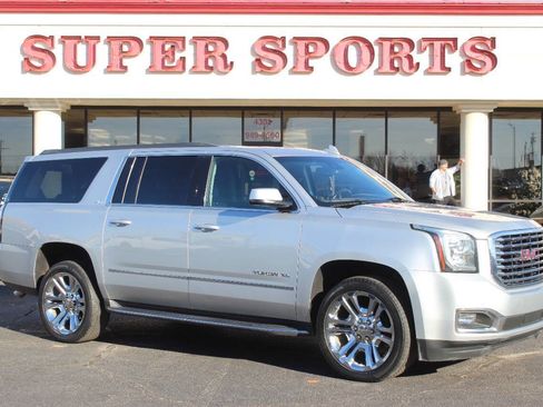 Used 2020 GMC Yukon XL SLT w/ Premium Edition image 1