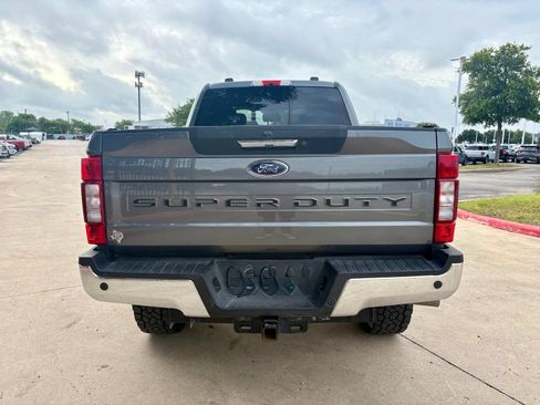 Used 2022 Ford F250 Lariat w/ Lariat Value Package AWD/4WD image 4