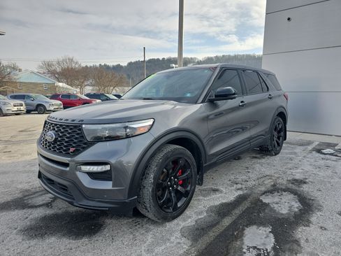 Used 2022 Ford Explorer ST w/ Equipment Group 401A image 8