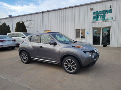 Used 2017 Nissan Juke SL image 9