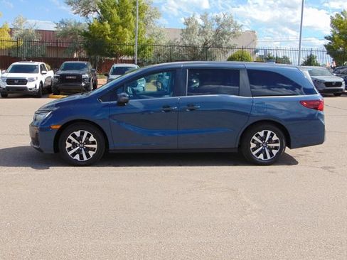New 2026 Honda Odyssey EX-L image 7
