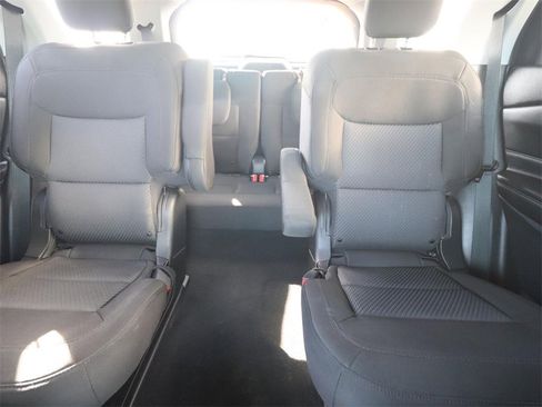 Certified 2022 Ford Explorer XLT image 8