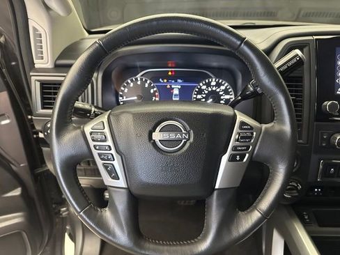 Used 2024 Nissan Titan SV w/ SV Convenience Package AWD/4WD image 25