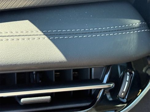 New 2026 INFINITI QX60 Luxe w/ Family Package image 19