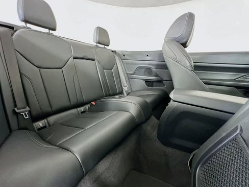Used 2022 BMW 430i Convertible image 32