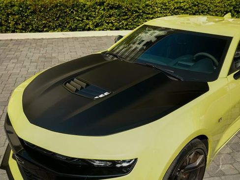 Used 2019 Chevrolet Camaro SS image 42