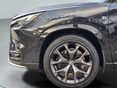 New 2026 Lexus TX 500h AWD image 22
