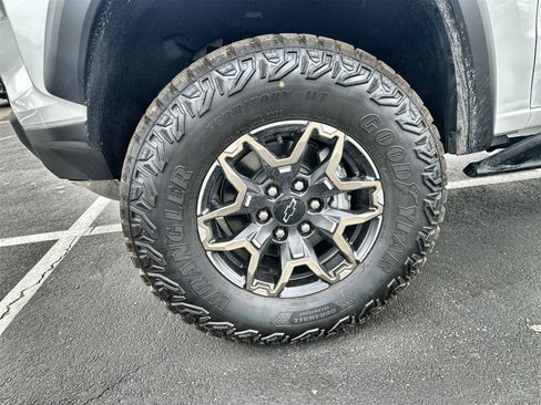 New 2026 Chevrolet Colorado ZR2 w/ Technology Package image 26