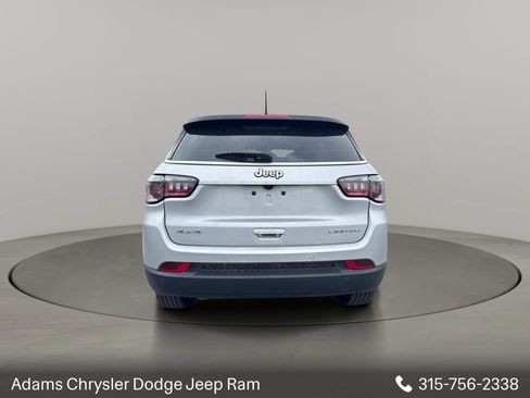 Used 2025 Jeep Compass Limited AWD/4WD image 8