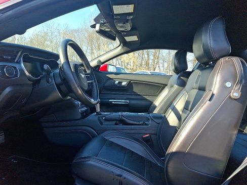 Used 2019 Ford Mustang Premium w/ Equipment Group 201A image 11