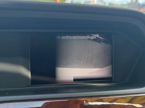 Used 2014 Mercedes-Benz C 250 Sedan image 9