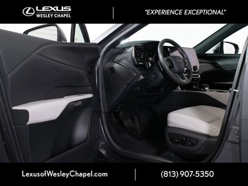 Used 2024 Lexus RX 350h w/ Accessory Package (Z1) AWD/4WD image 21