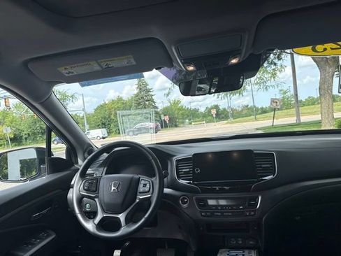 Used 2025 Honda Ridgeline RTL+ image 15