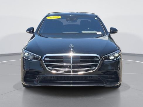 Used 2022 Mercedes-Benz S 580 4MATIC Sedan image 2