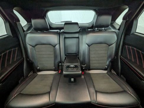 Certified 2023 Ford Edge ST-Line image 18