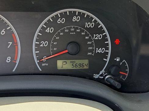 Used 2010 Toyota Corolla FWD image 25