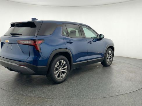 Used 2025 Chevrolet Equinox LT image 9