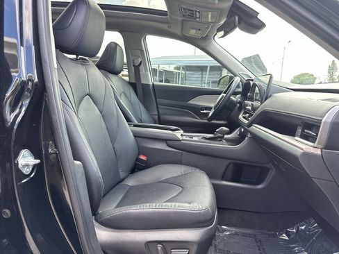 Used 2024 Toyota Grand Highlander Limited image 24