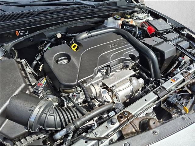 Used 2025 Chevrolet Malibu RS FWD image 21