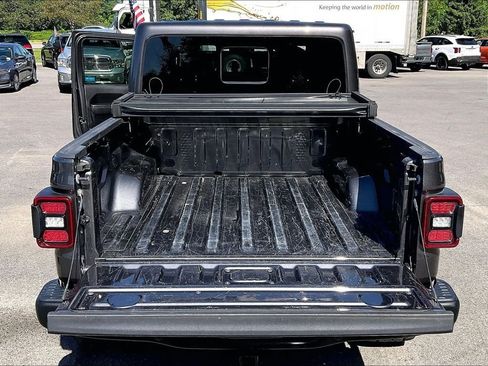 Used 2021 Jeep Gladiator Rubicon AWD/4WD image 29