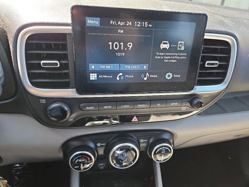 Certified 2023 Hyundai Venue SEL w/ Cargo Package FWD image 6