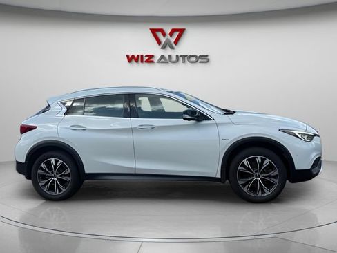 Used 2019 INFINITI QX30 AWD w/ Navigation Package image 6