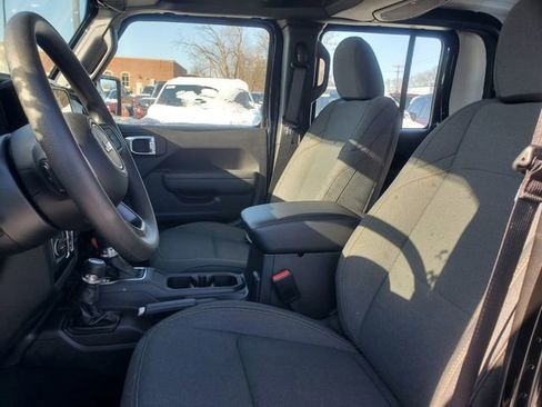 New 2026 Jeep Gladiator Sport image 10